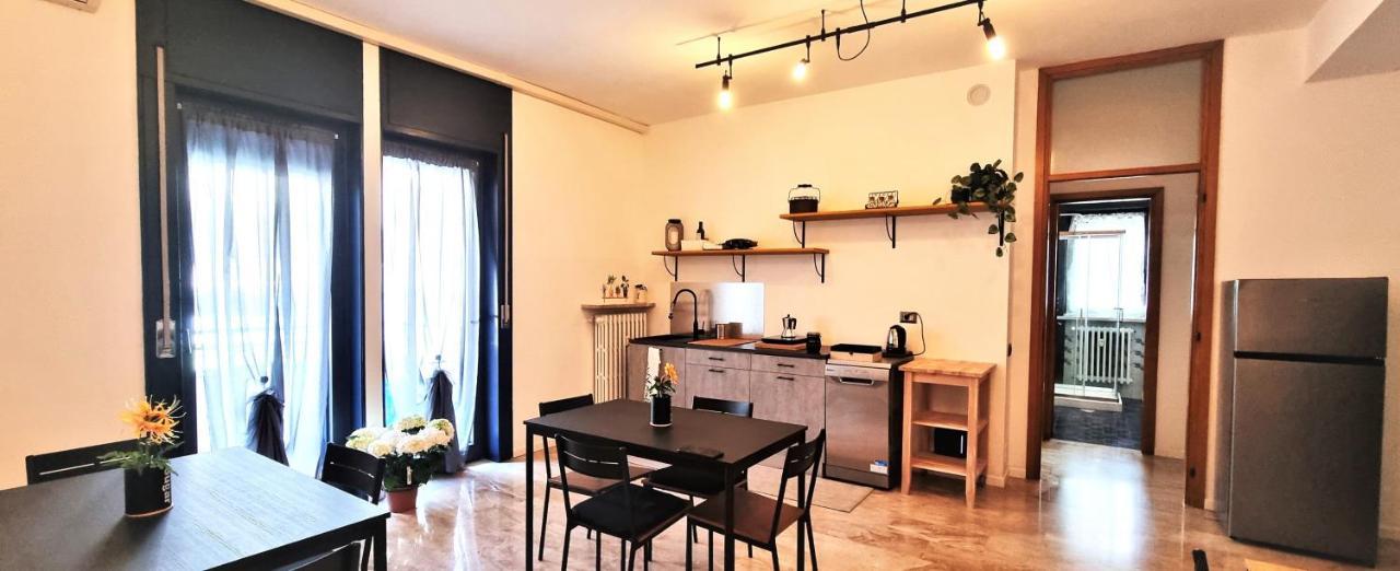 Guesthouse Tree Rooms Industrial Bergamo Buitenkant foto