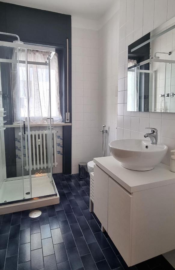Guesthouse Tree Rooms Industrial Bergamo Buitenkant foto