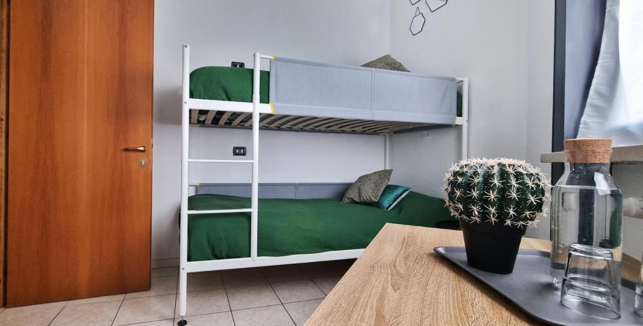 Guesthouse Tree Rooms Industrial Bergamo Buitenkant foto